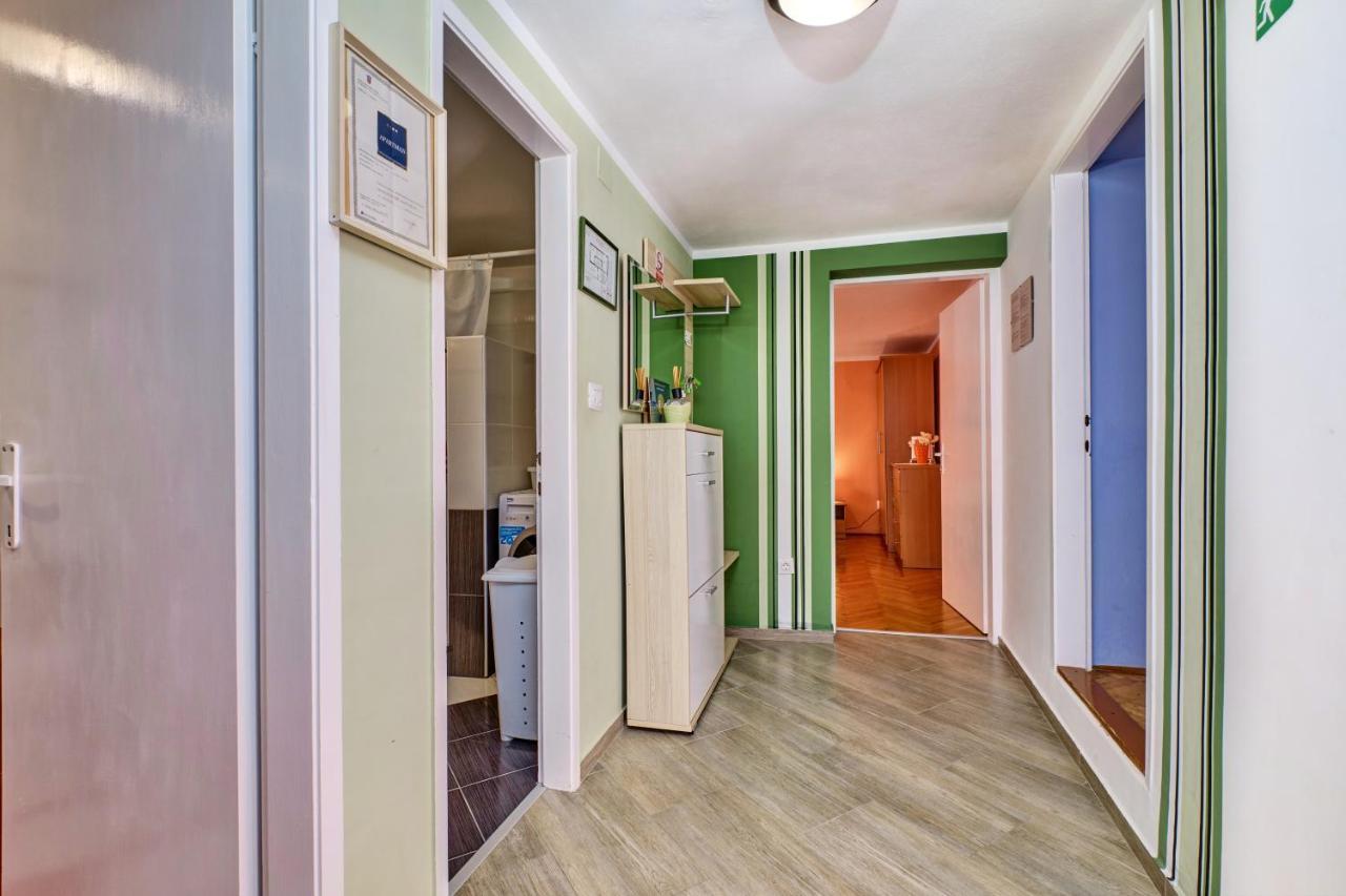 Apartments Ljubica Lussingrande Esterno foto