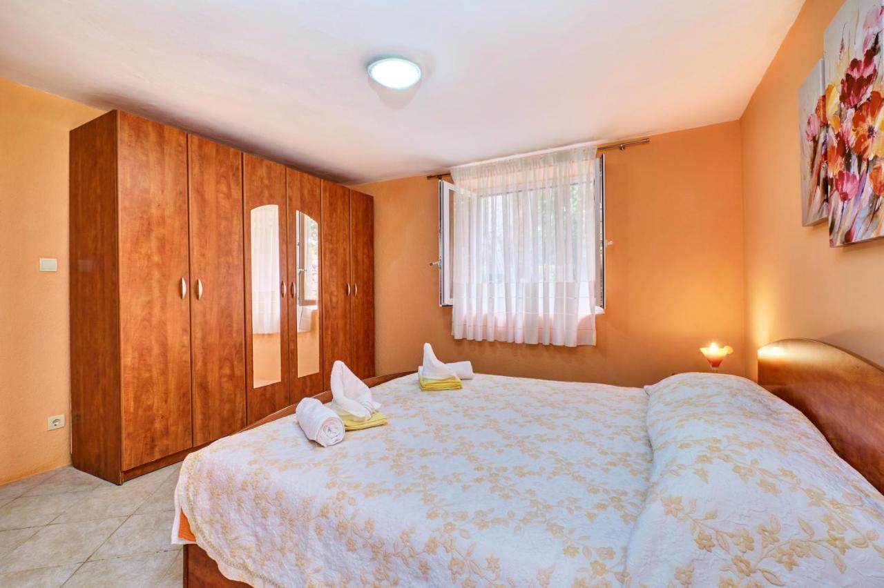 Apartments Ljubica Lussingrande Esterno foto