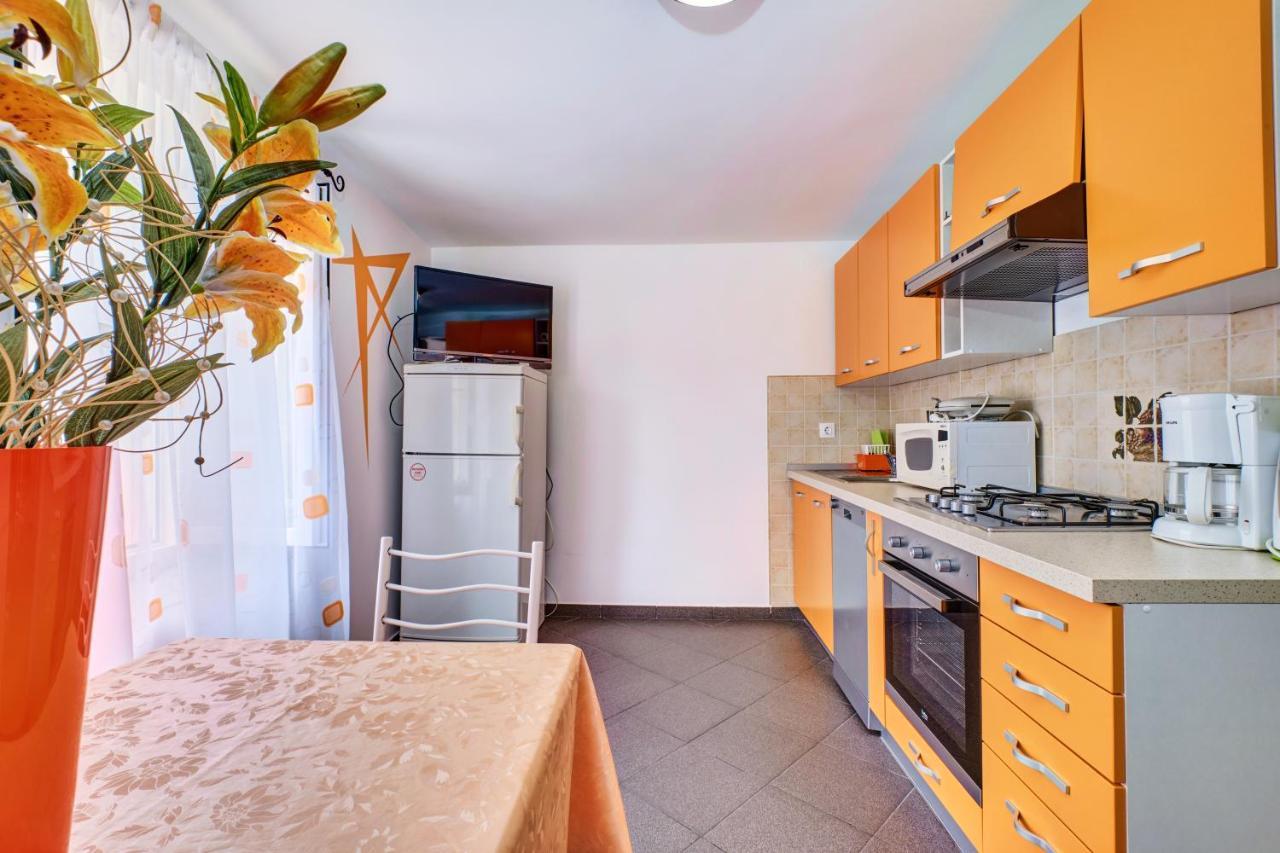 Apartments Ljubica Lussingrande Esterno foto