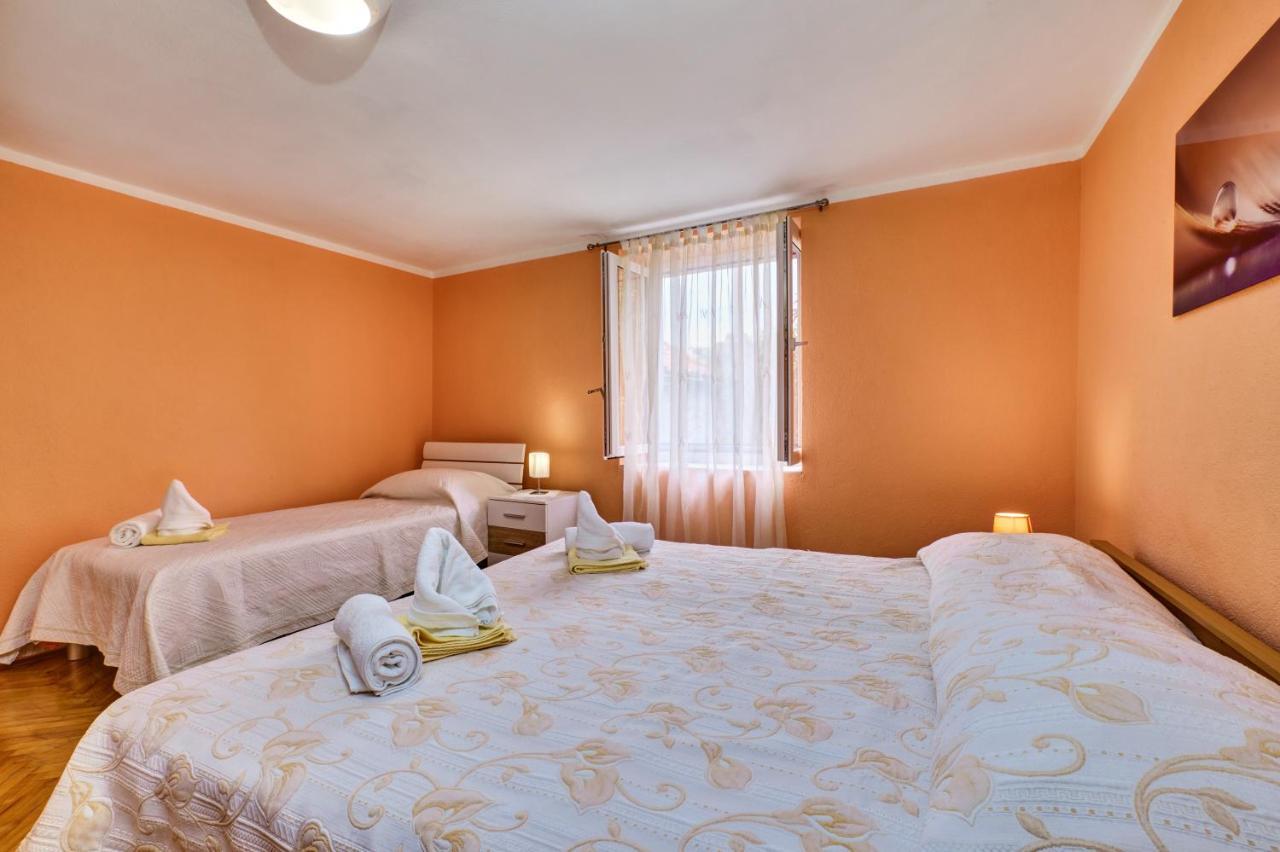 Apartments Ljubica Lussingrande Esterno foto